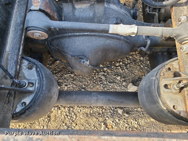 image for item GB9062 2009 Peterbilt 389  semi truck