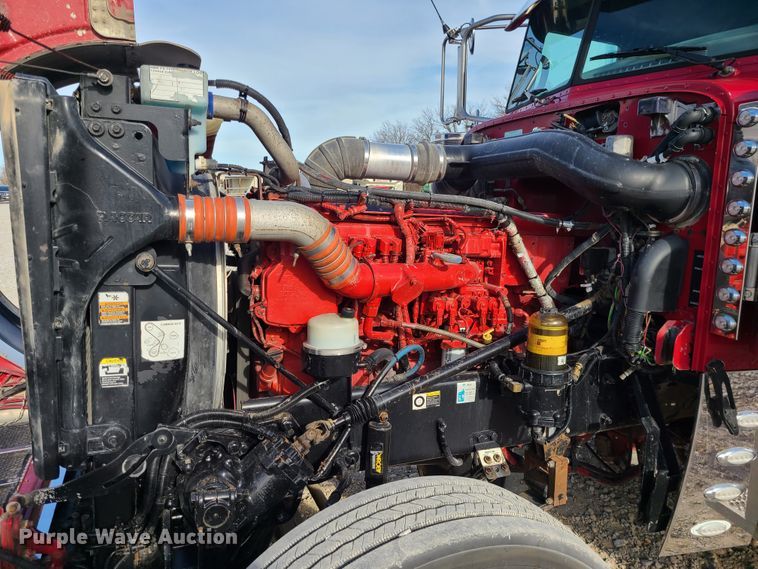 image for item GB9062 2009 Peterbilt 389  semi truck