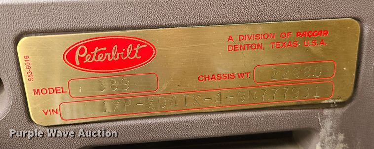 image for item GB9062 2009 Peterbilt 389  semi truck