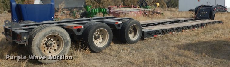 image for item HU9360 1995 Fontaine TRILB  lowboy equipment trailer