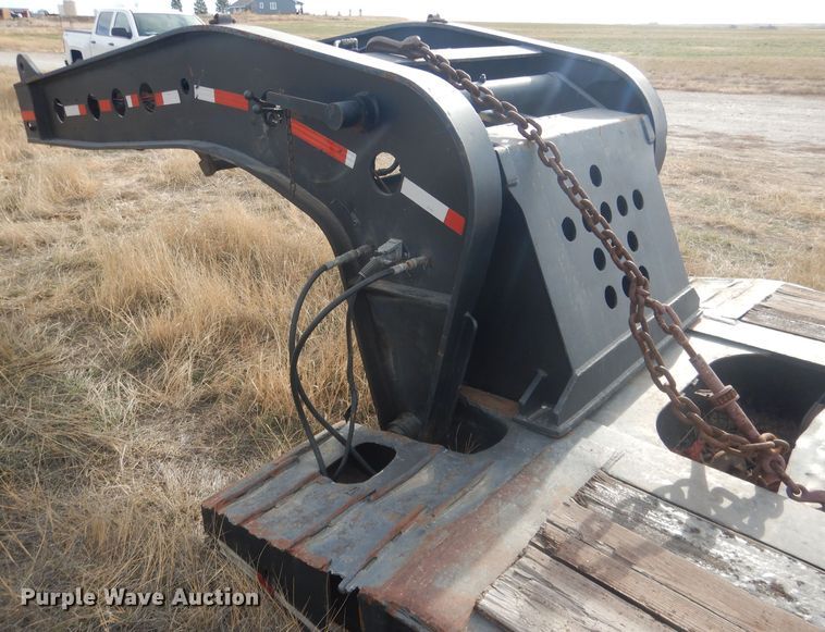 image for item HU9360 1995 Fontaine TRILB  lowboy equipment trailer