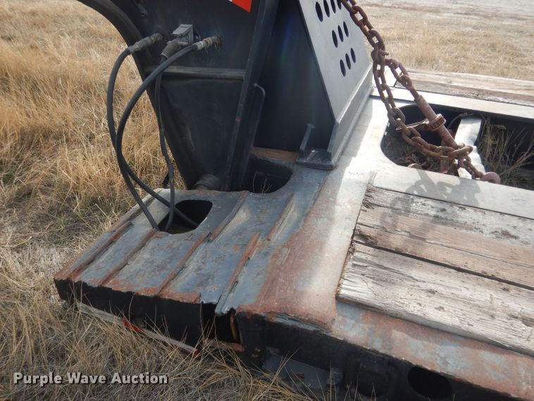 image for item HU9360 1995 Fontaine TRILB  lowboy equipment trailer