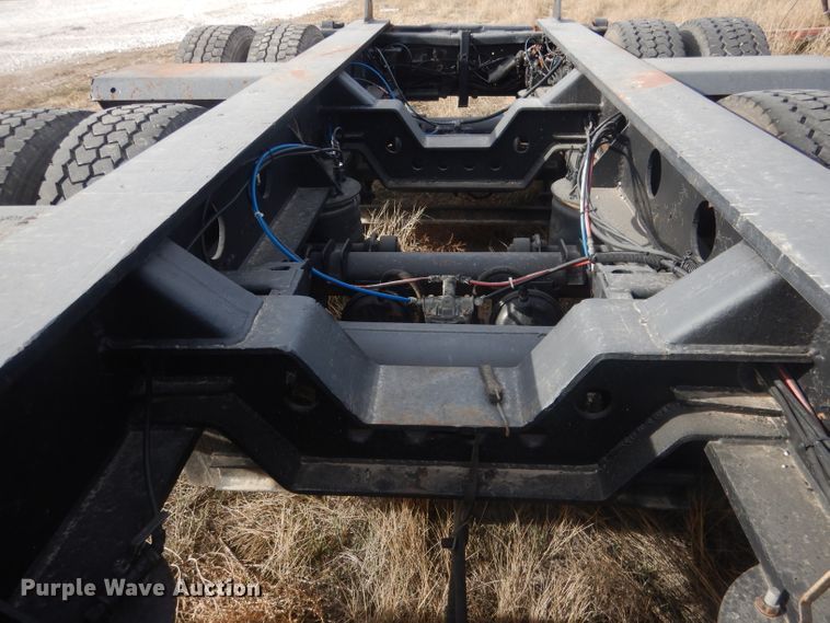 image for item HU9360 1995 Fontaine TRILB  lowboy equipment trailer