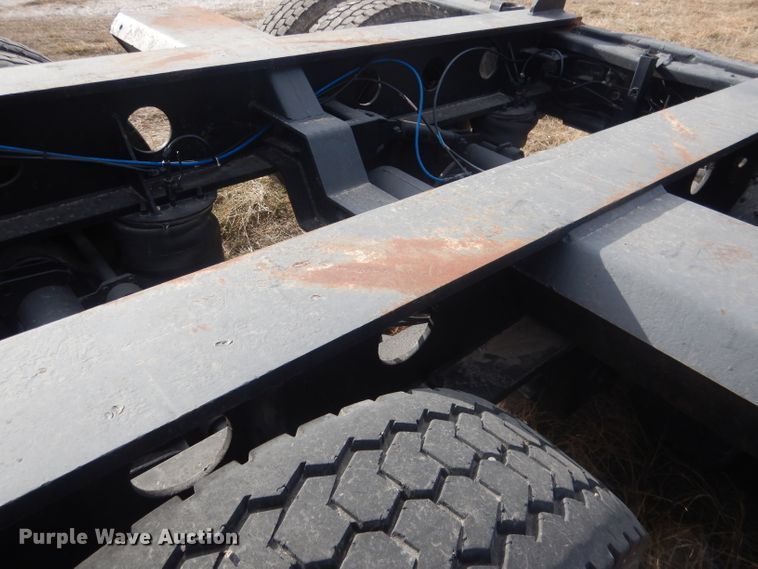 image for item HU9360 1995 Fontaine TRILB  lowboy equipment trailer