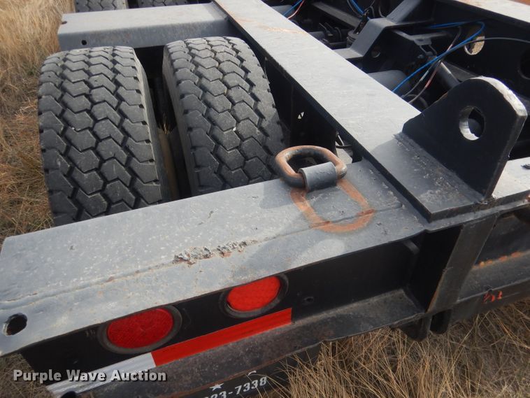 image for item HU9360 1995 Fontaine TRILB  lowboy equipment trailer