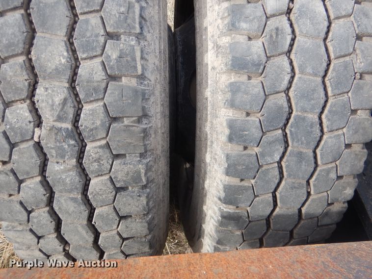 image for item HU9360 1995 Fontaine TRILB  lowboy equipment trailer