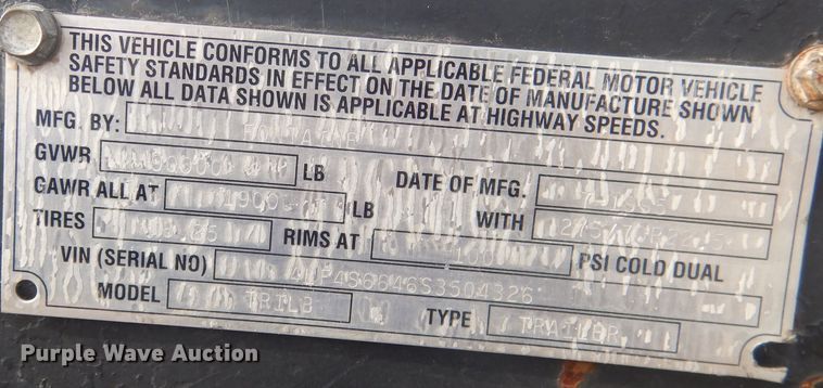 image for item HU9360 1995 Fontaine TRILB  lowboy equipment trailer