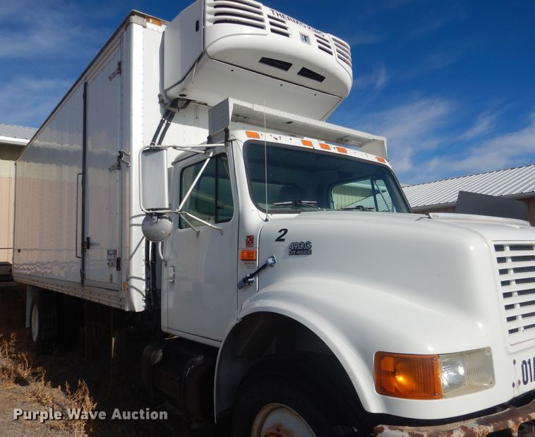 image for item HU9362 2000 International 4900  box truck