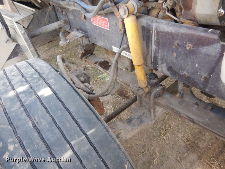 image for item HU9363 2001 Western Star 4900E  semi truck