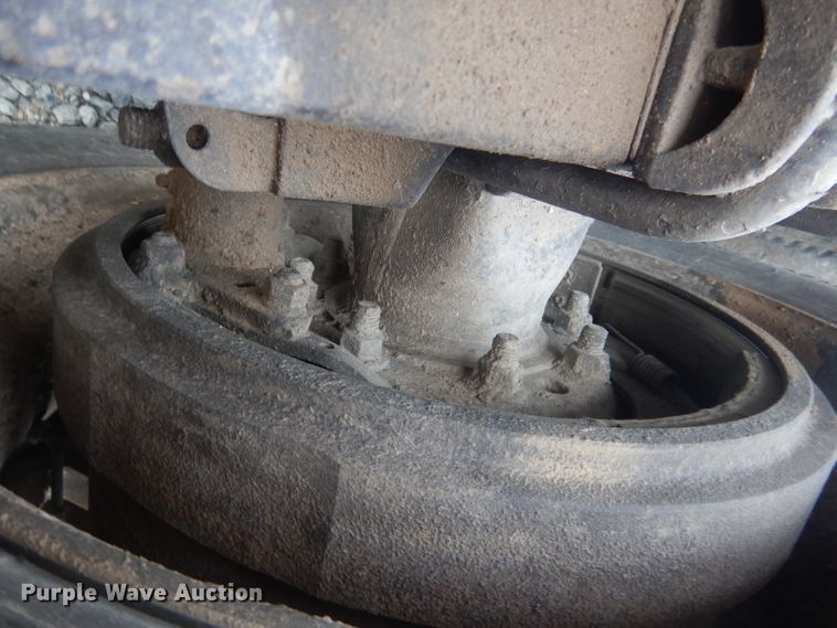 image for item HU9363 2001 Western Star 4900E  semi truck