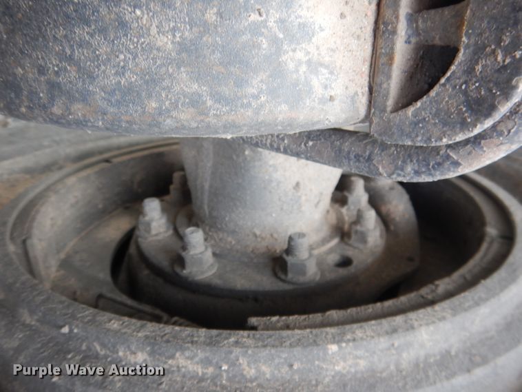 image for item HU9363 2001 Western Star 4900E  semi truck