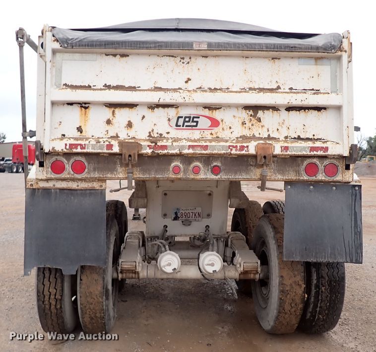 image for item IC9527 2017 Manac 46238AA00  end dump trailer