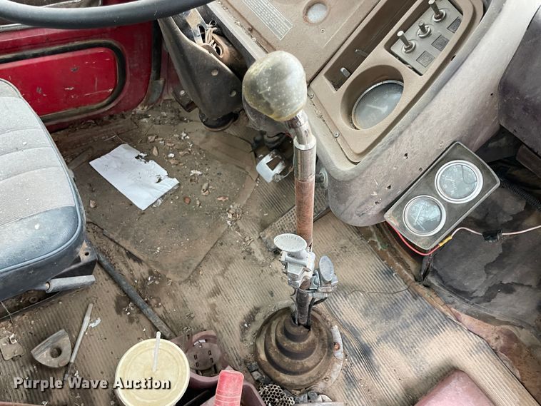 image for item ID9546 1975 Ford L9000  water truck