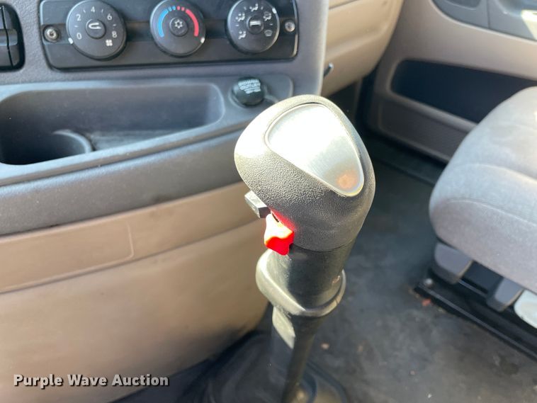 image for item ID9548 2014 Freightliner Cascadia  semi truck