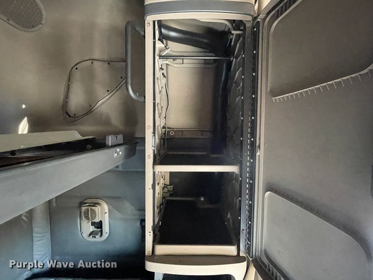 image for item ID9548 2014 Freightliner Cascadia  semi truck