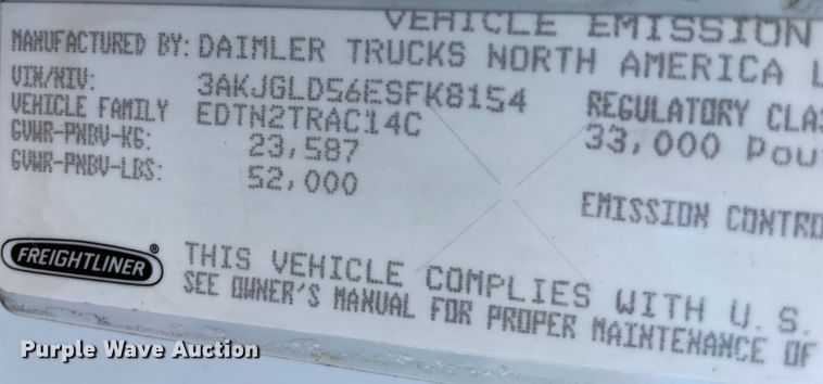 image for item ID9548 2014 Freightliner Cascadia  semi truck