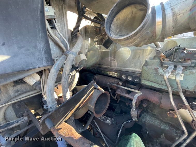 image for item ID9556 Detroit Diesel Series 60  engine