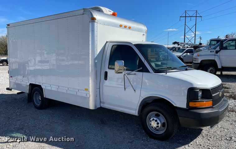 image for item ID9559 2003 Chevrolet Express 3500  sewer inspection truck