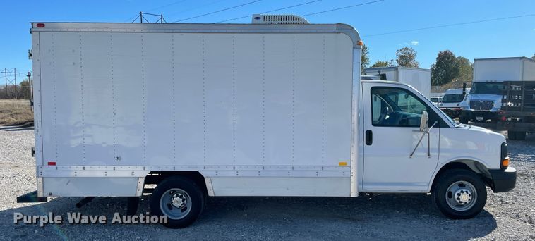 image for item ID9559 2003 Chevrolet Express 3500  sewer inspection truck