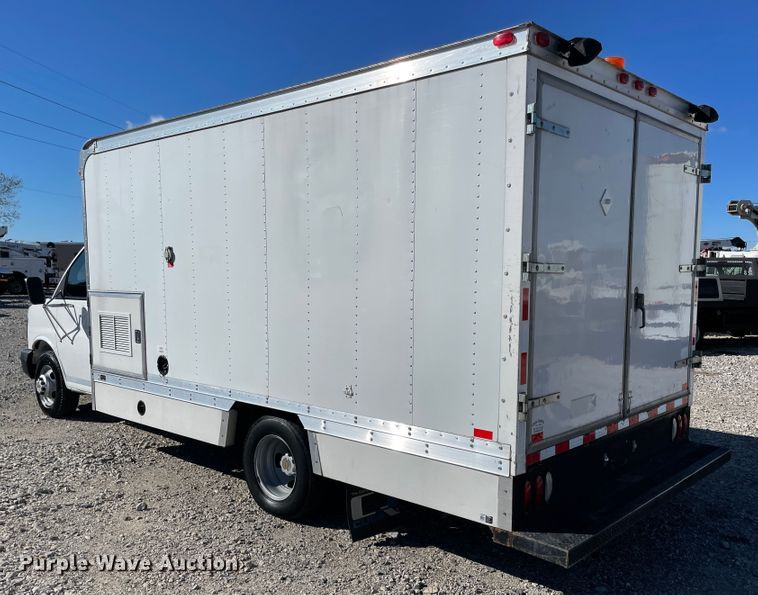 image for item ID9559 2003 Chevrolet Express 3500  sewer inspection truck