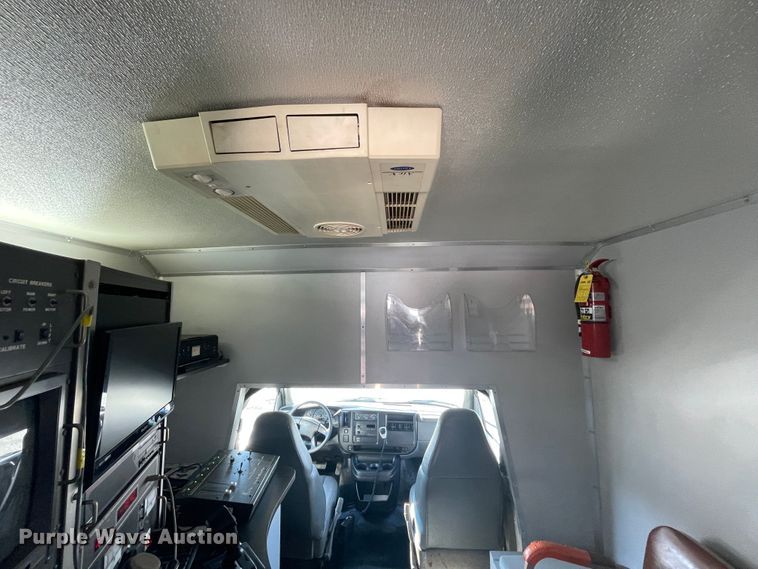 image for item ID9559 2003 Chevrolet Express 3500  sewer inspection truck