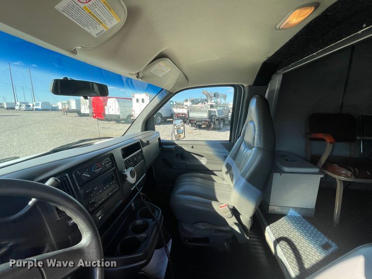 image for item ID9559 2003 Chevrolet Express 3500  sewer inspection truck