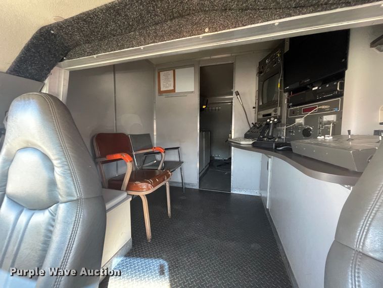 image for item ID9559 2003 Chevrolet Express 3500  sewer inspection truck