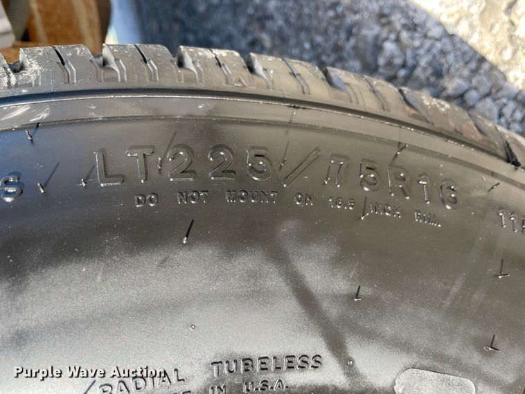 image for item ID9559 2003 Chevrolet Express 3500  sewer inspection truck