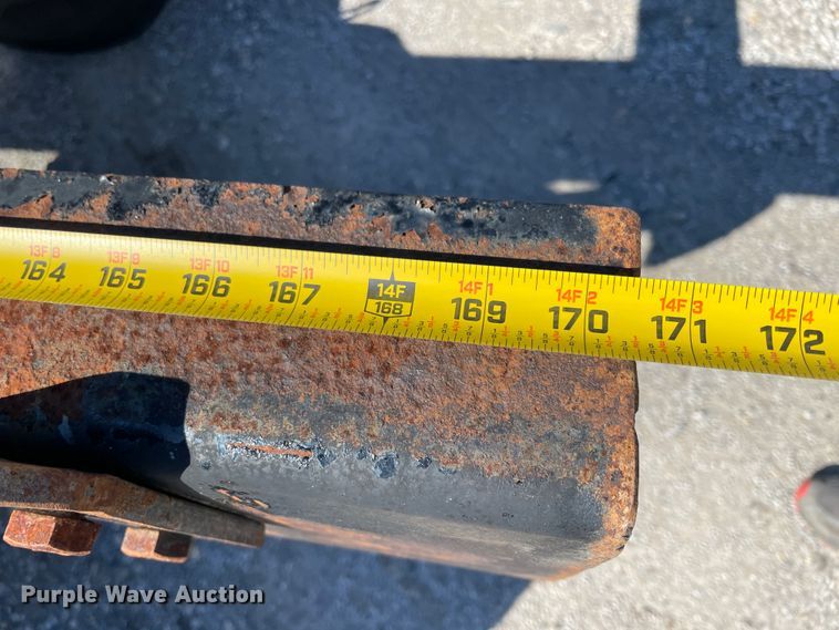 image for item ID9560 2000 Kenworth T300  semi truck