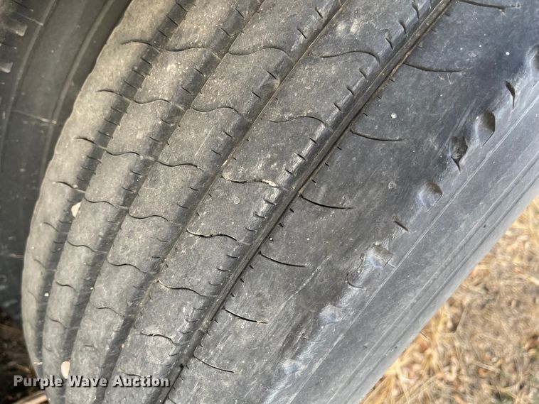 image for item IJ9512 2007 Timpte  grain trailer