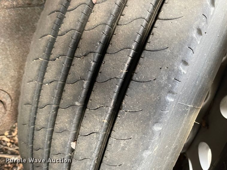 image for item IJ9512 2007 Timpte  grain trailer