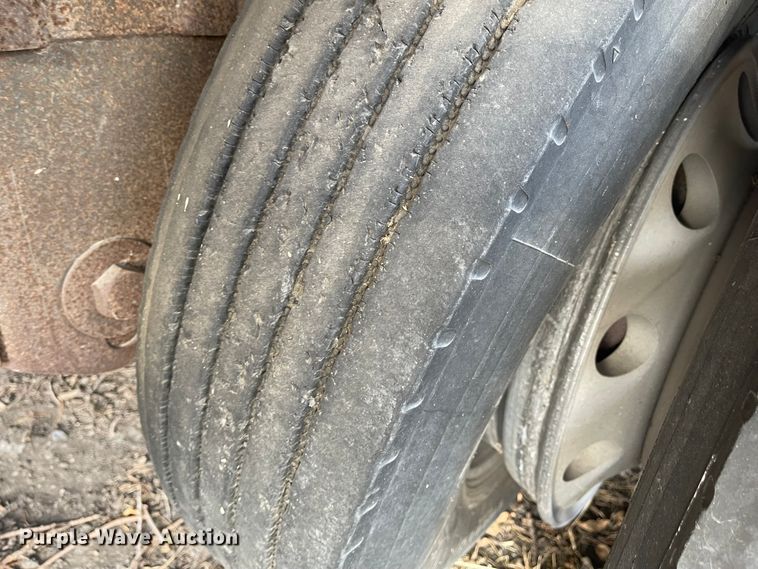 image for item IJ9512 2007 Timpte  grain trailer