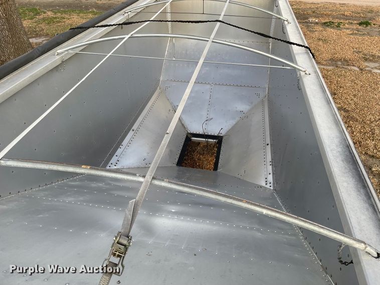 image for item IJ9512 2007 Timpte  grain trailer