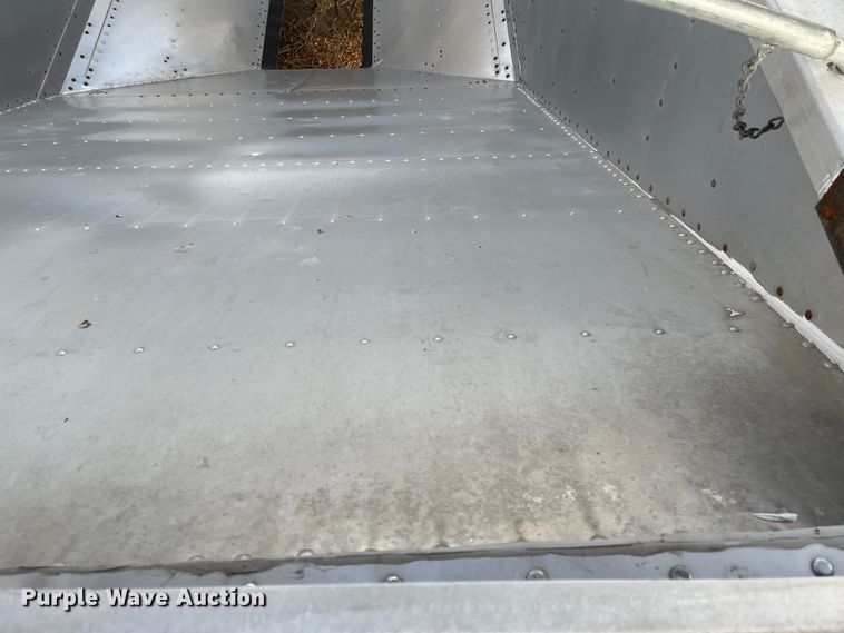 image for item IJ9512 2007 Timpte  grain trailer