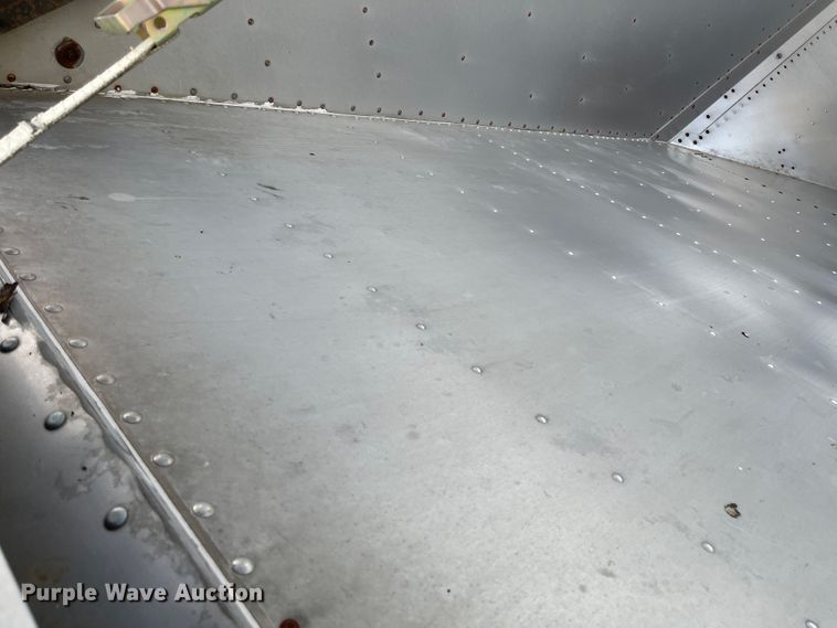 image for item IJ9512 2007 Timpte  grain trailer