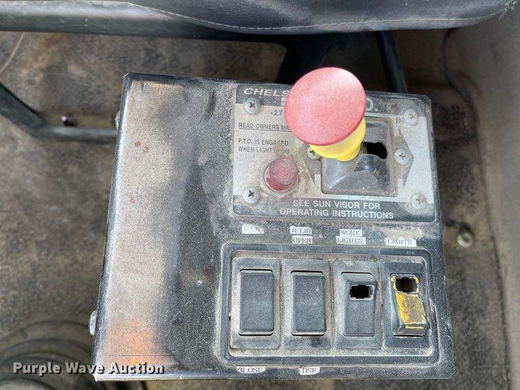 image for item IJ9515 2011 International WorkStar 7600  semi truck