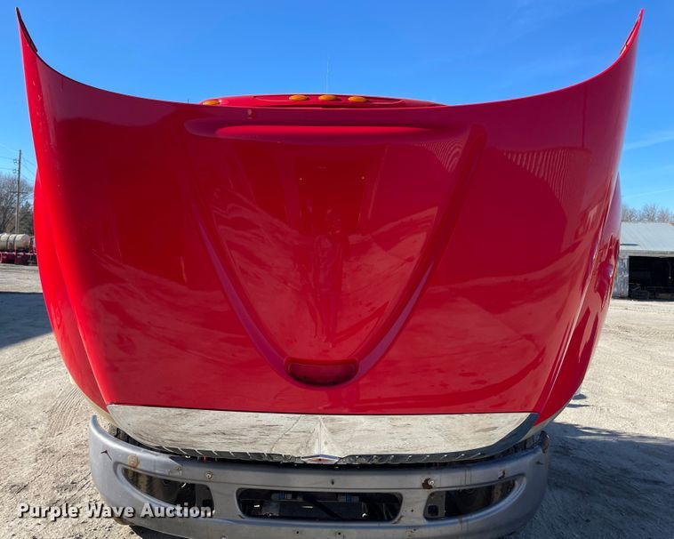 image for item IJ9515 2011 International WorkStar 7600  semi truck