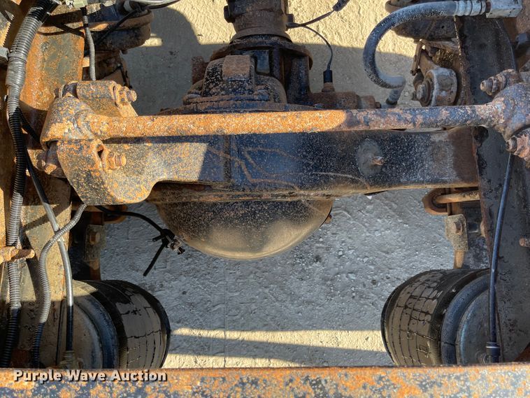 image for item IJ9515 2011 International WorkStar 7600  semi truck