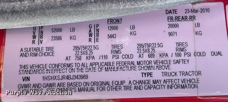 image for item IJ9515 2011 International WorkStar 7600  semi truck