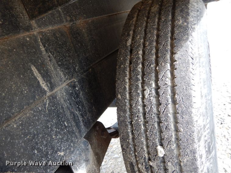 image for item IM9532 2017 Kaufman Pro Series EZ Loader 4  car carrier