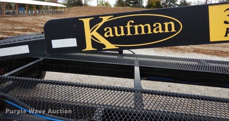 image for item IM9532 2017 Kaufman Pro Series EZ Loader 4  car carrier