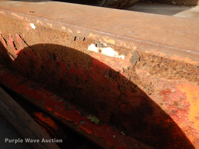 image for item IO9538 2001 Trail King TK80RG-483  equipment trailer