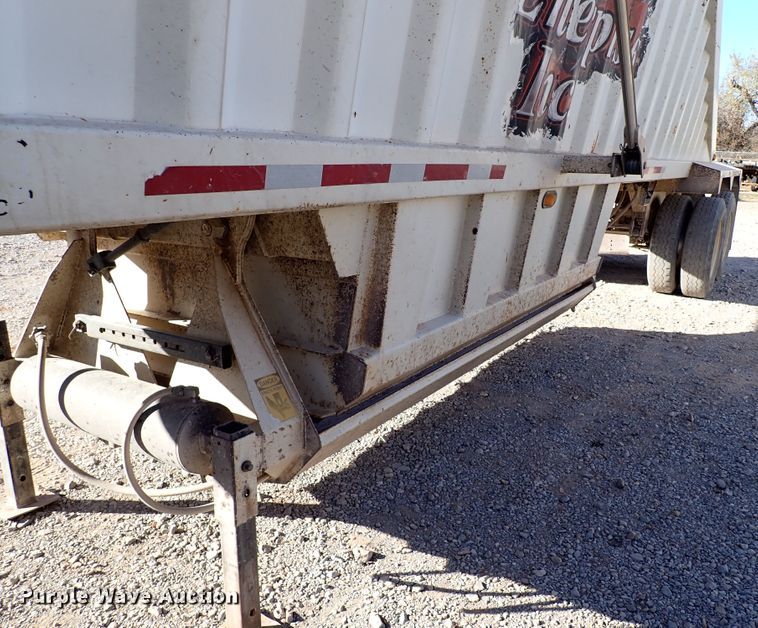 image for item IS9257 2013 Armor Lite SBD-40  bottom dump trailer