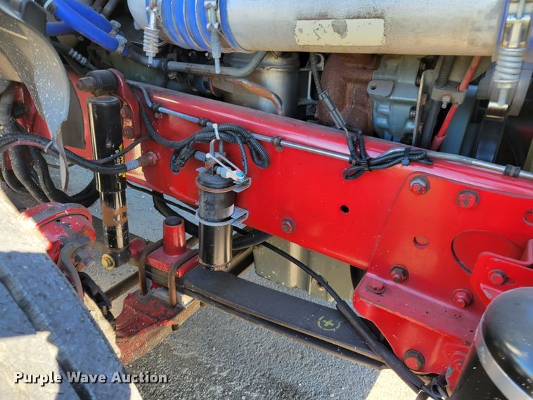 image for item IV9606 2005 Freightliner Century Class ST120  semi truck