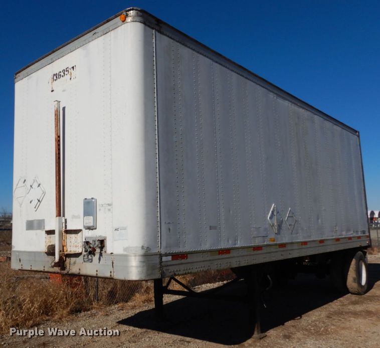 image for item IV9693 1999 Trailmobile  dry van trailer