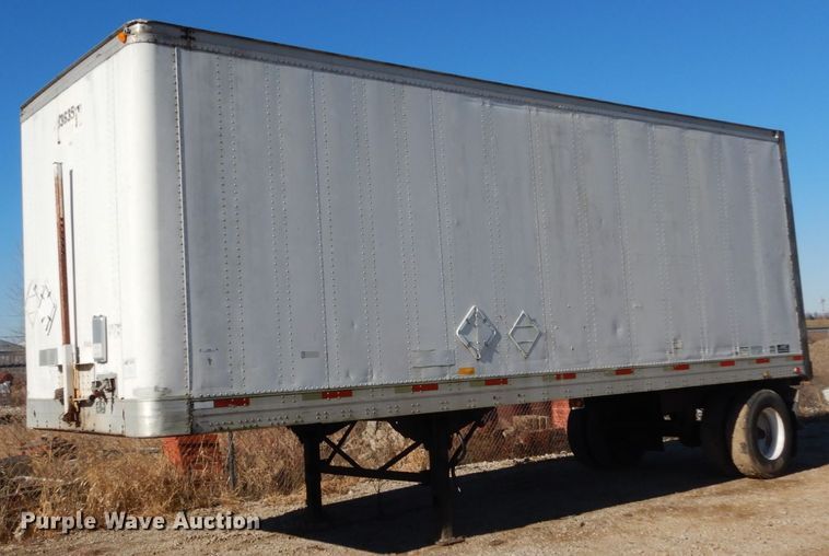 image for item IV9693 1999 Trailmobile  dry van trailer