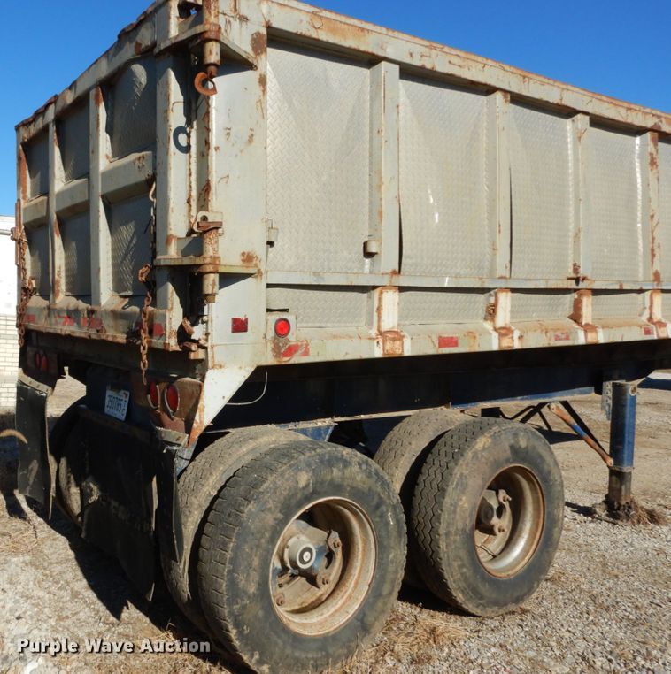 image for item IV9694 1994 Schien 24SD  end dump trailer
