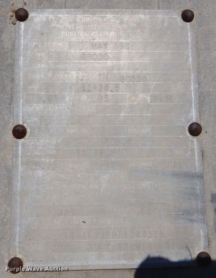 image for item IV9698 1996 Ravens  end dump trailer