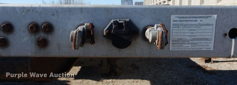 image for item IV9699 2001 Fruehauf  drop deck trailer