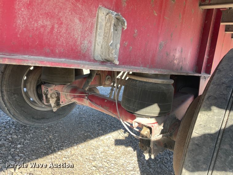 image for item IX9652 2006 Wilson  flatbed trailer